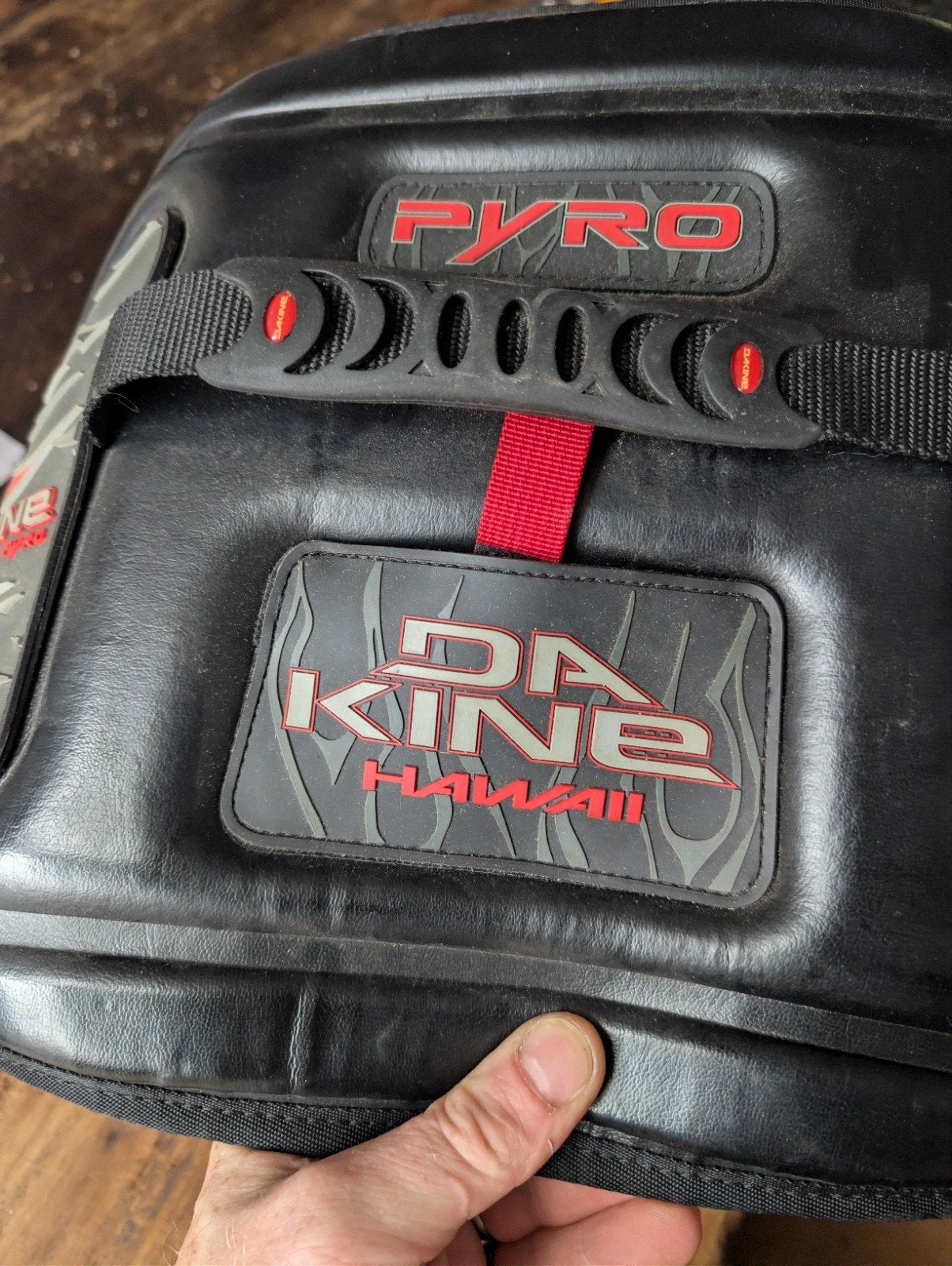 Dakine Pyro Windsurf Trapeze - Zo goed als nieuw, Watersport en Boten, Kitesurfen, Ophalen, Overige typen, Geen board, Zo goed als nieuw