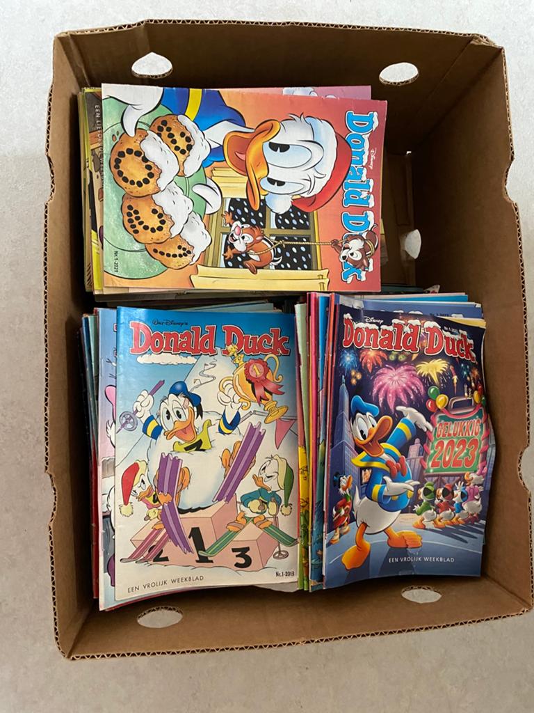Donald duck bananendoos vol Donald Ducks, Boeken, Meerdere comics, Ophalen, Gelezen, Europa