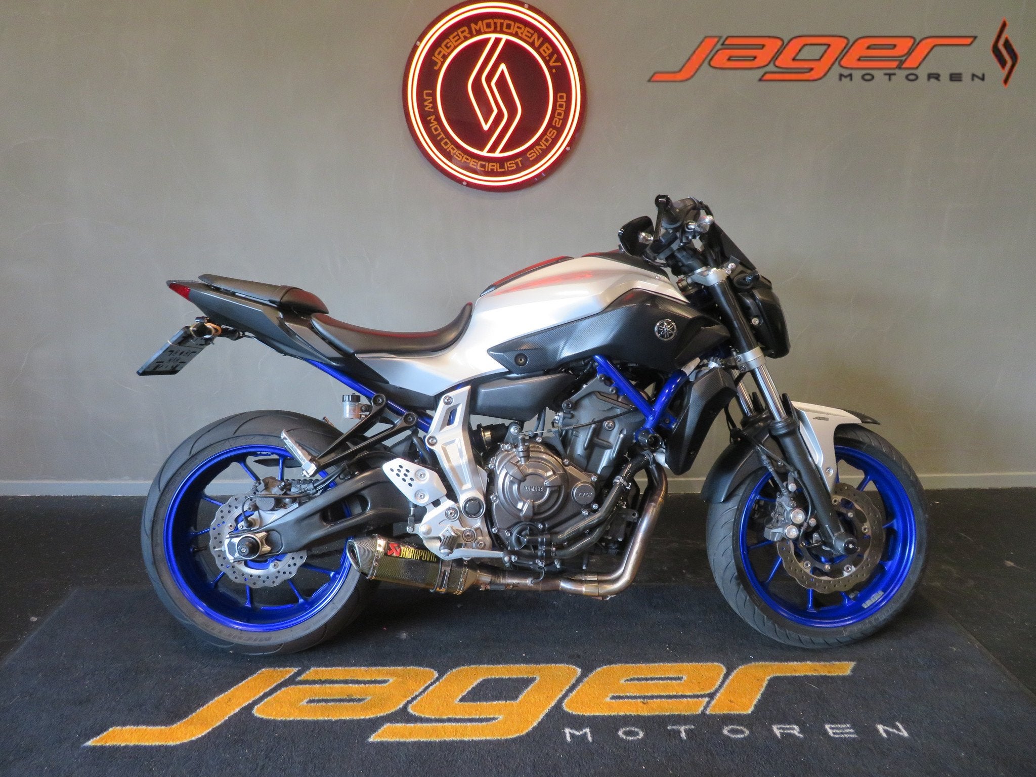 Yamaha MT-07 SUPER NETJES AKRA (bj 2015), Bedrijf, Naked bike