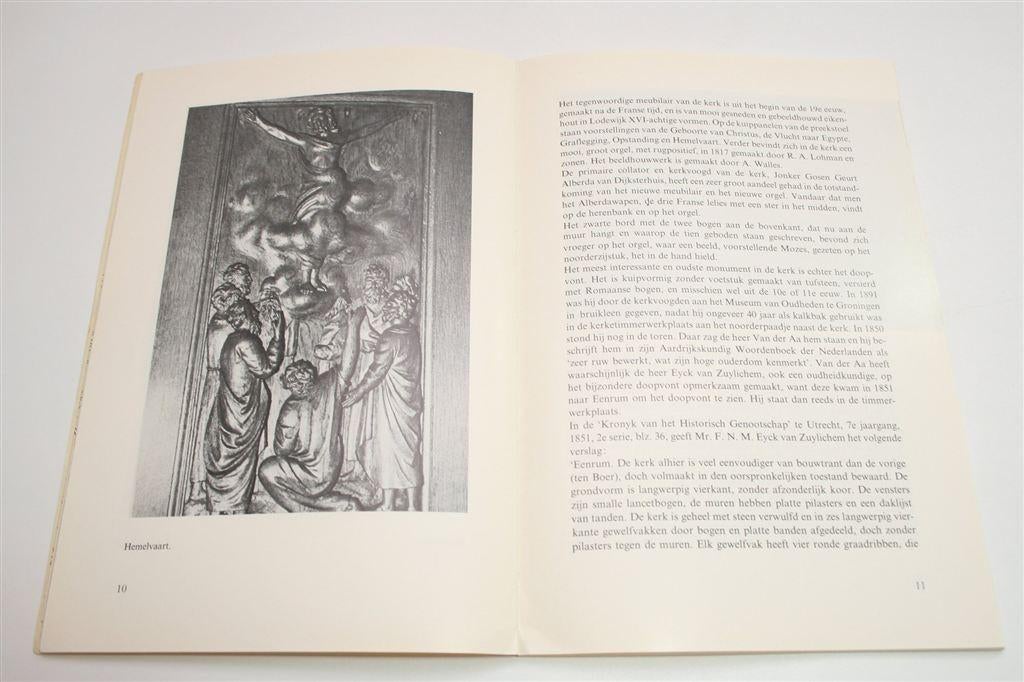 De Kerk en Toren van Eenrum — Geschiedenis & Architectuur, Ophalen of Verzenden, Gelezen