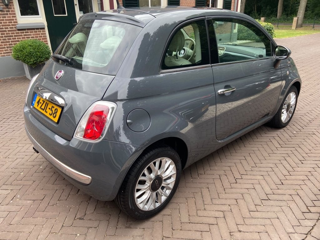 Fiat 500 TwinAir Turbo 80pk Lounge Panoramadak NL-auto!, Auto's, Voorwielaandrijving, Stof, Gebruikt, 905 kg