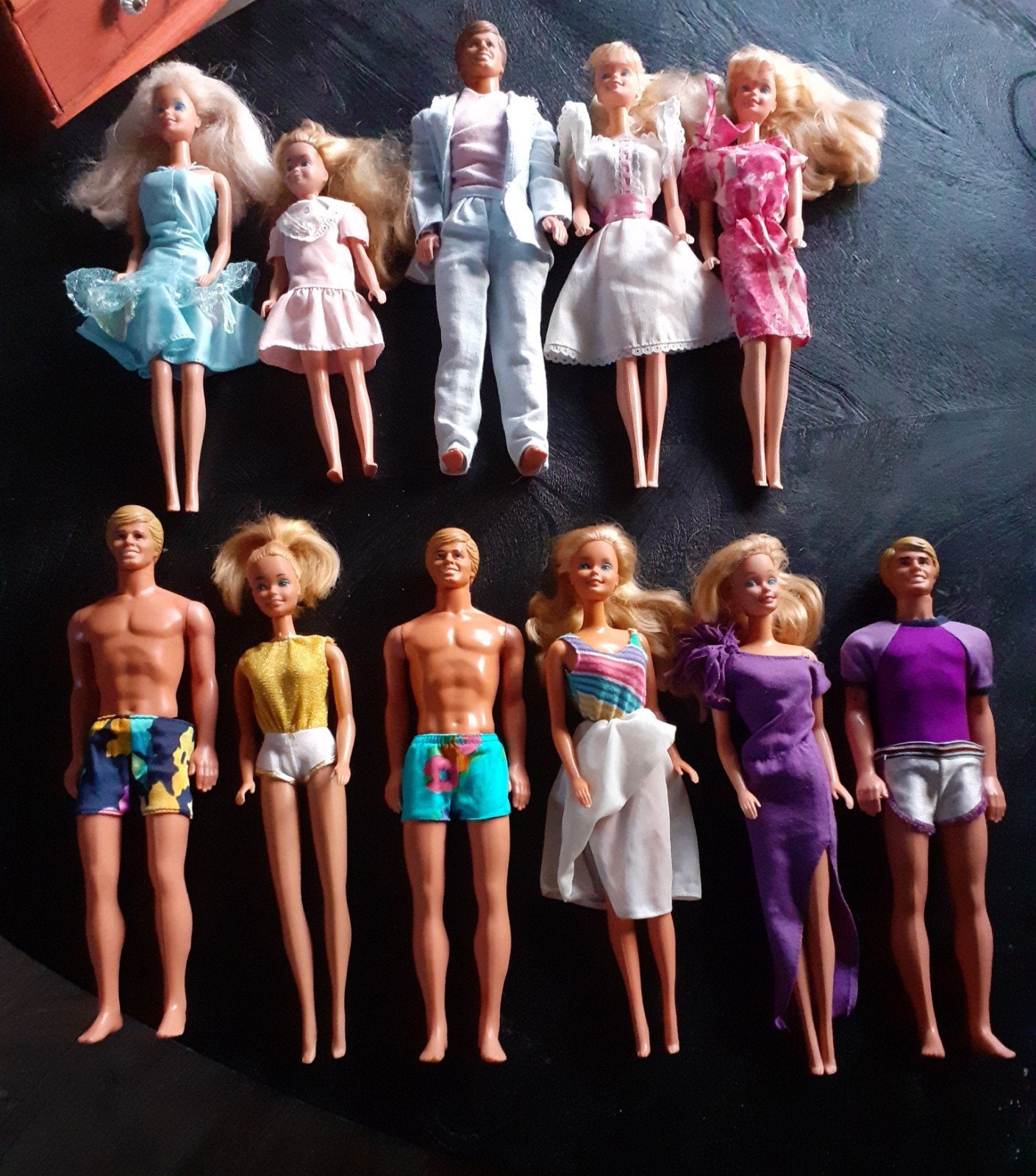 11x Barbie, Ken, Skipper jaren 80, Ophalen, Gebruikt, Kleertjes