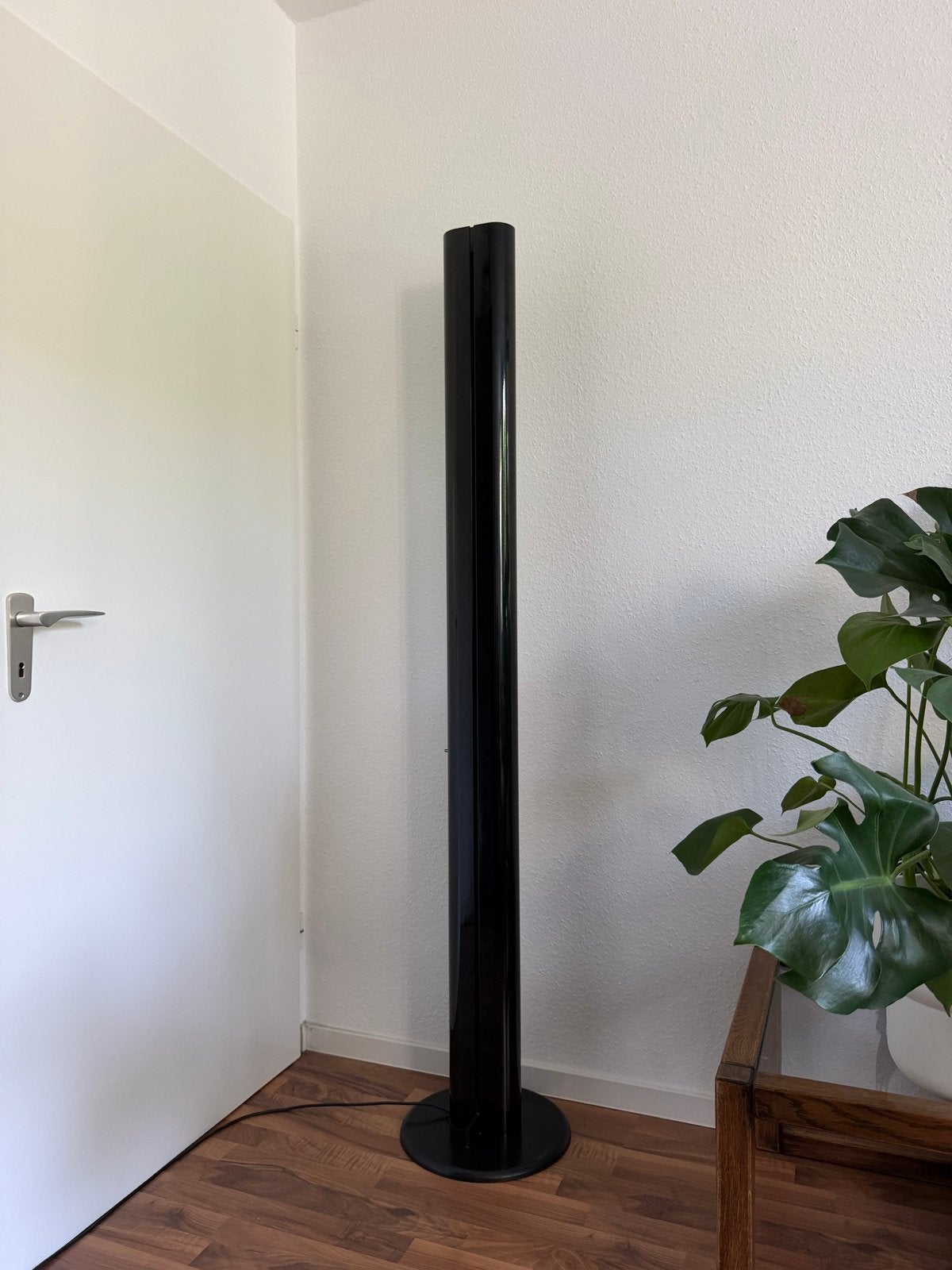 Artemide Megaron Zwart Vloerlamp - Design Klassieker, Ophalen, Overige fittingen, Zo goed als nieuw, Metaal