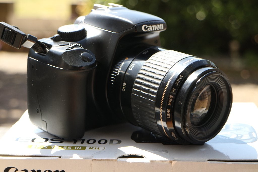 Foto 3 van Canon 1100D HD filmen 2 Canon zoomlenzen + fototas