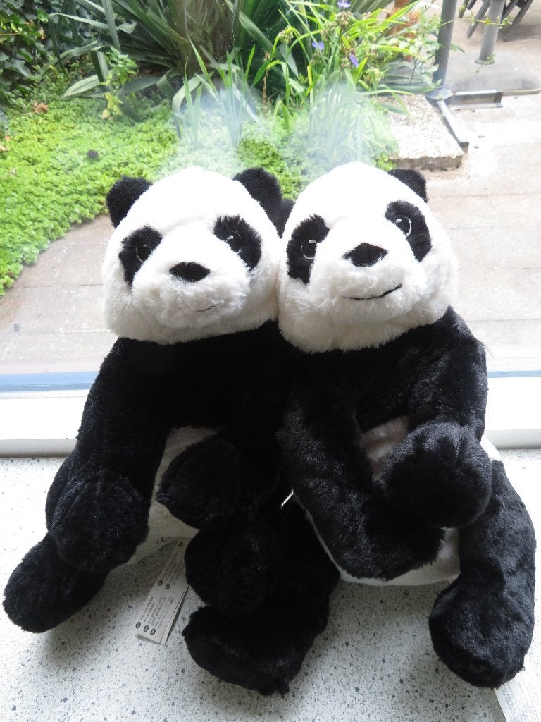 Pandabeer panda van IKEA Kramig zwart geborduurde ogen, IKEA, Beer, Ophalen of Verzenden, Zo goed als nieuw