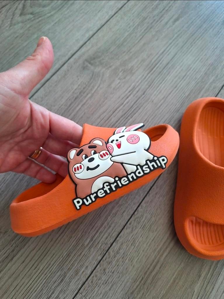 Slippers maat 24 -25, Meisje, Overige typen, Ophalen of Verzenden, Zo goed als nieuw