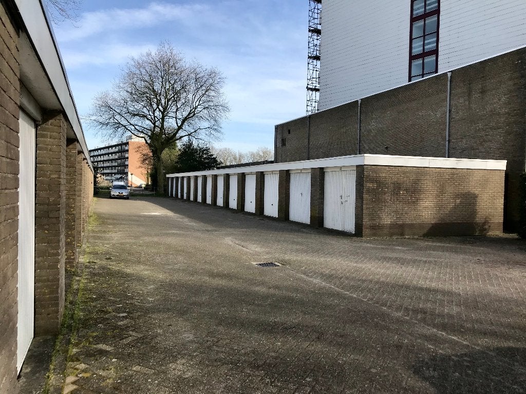 Te huur: garagebox opslagruimte diverse locaties, Huizen en Kamers, Garages en Parkeerplaatsen, Friesland