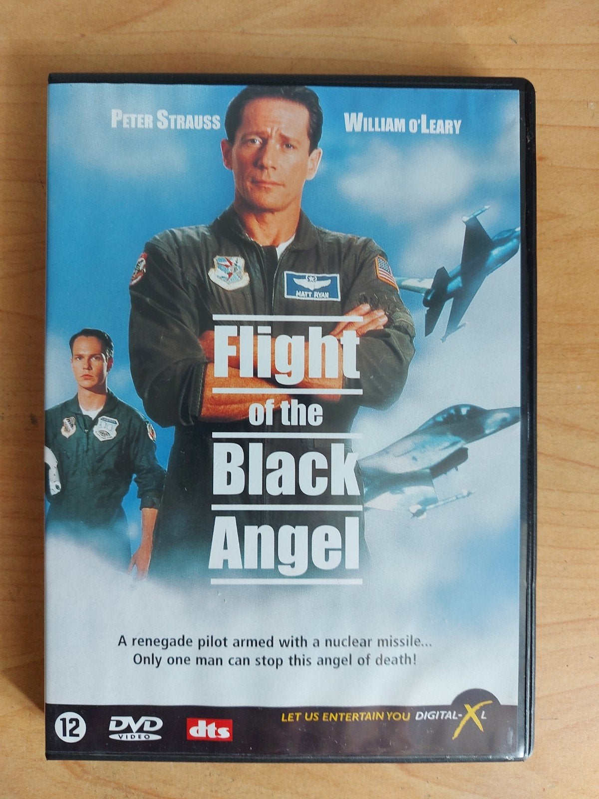 Flight of the Black Angel - Peter Strauss, Alle leeftijden, Ophalen of Verzenden, Zo goed als nieuw