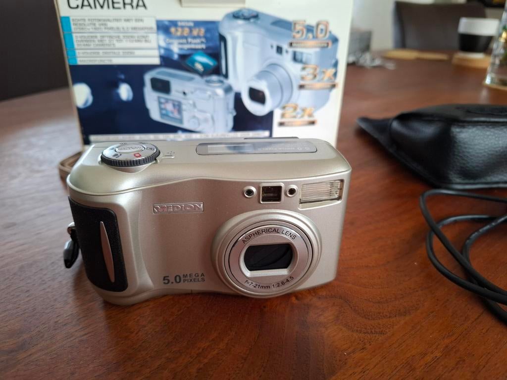 Medion Digitale Camera 5.0 MP in doos met toebehoren, Ophalen, Gebruikt, Overige Merken, Minder dan 4 keer