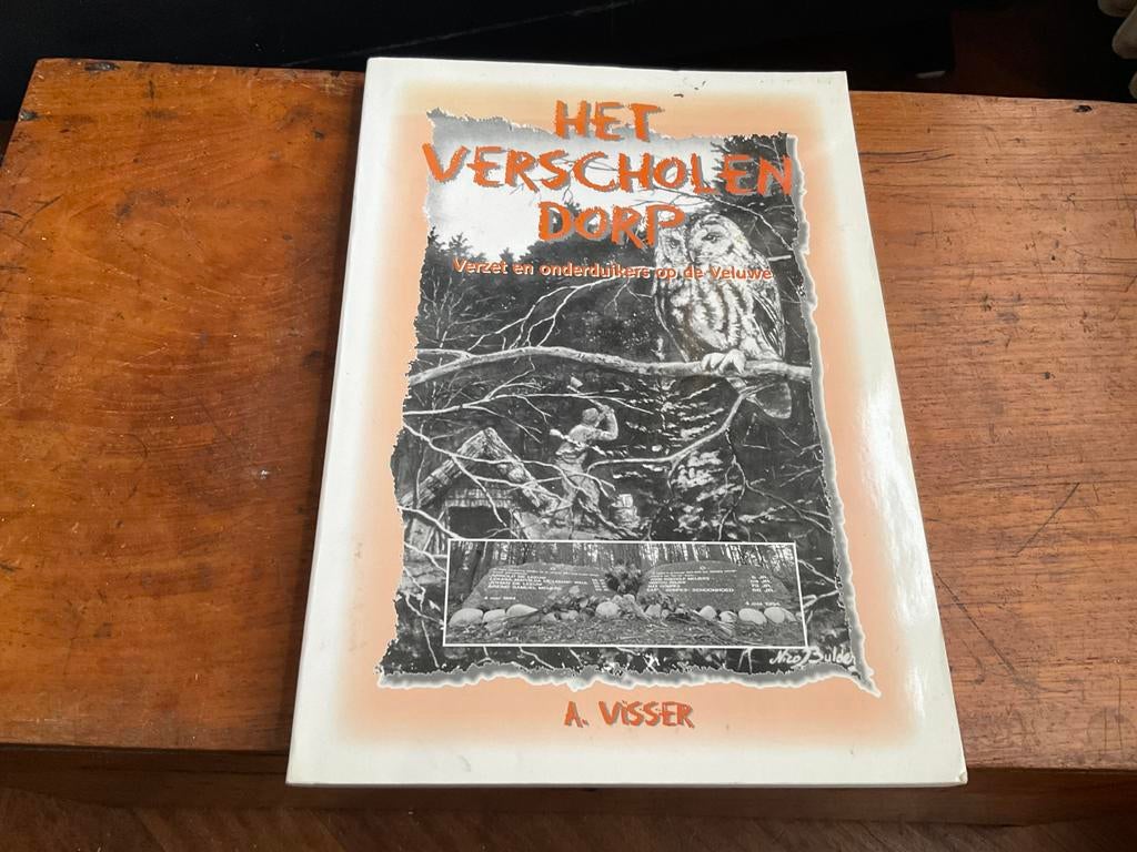 Het verscholen dorp, A Visser, Boeken, Ophalen of Verzenden, Zo goed als nieuw
