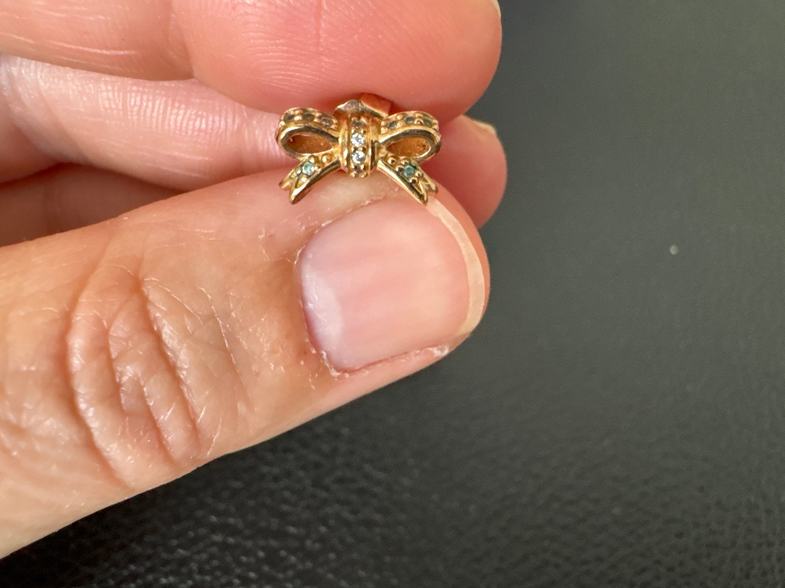 Pandora Rosé Kleurige Strik Oorbellen met Zirkonia, Met kristal, Overige materialen, Ophalen of Verzenden, Zo goed als nieuw