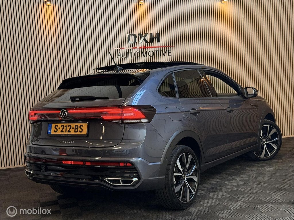 Volkswagen Taigo 1.0 TSI DSG R-Line PANO VIRTUAL ACC CARPLAY, Auto's, Volkswagen, Gebruikt, Automatische klimaatregeling, Alcantara