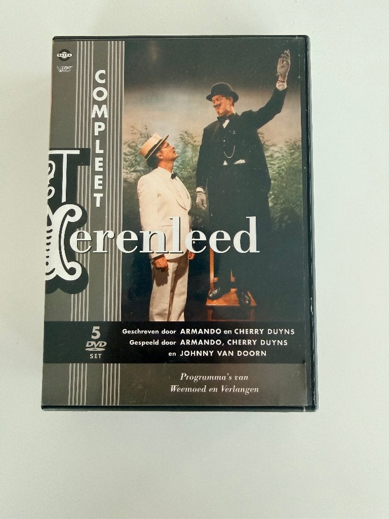 5 dvd box VPRO Herenleed - Armando Cherry Duyns, Cd's en Dvd's, Vanaf 16 jaar, Ophalen of Verzenden, Zo goed als nieuw, Komedie