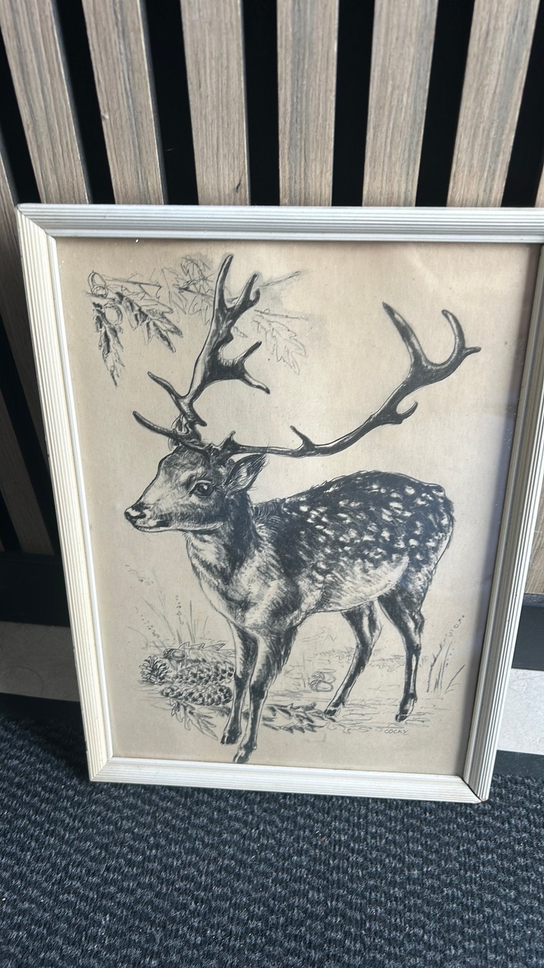 Pentekening hert, Ophalen, Tekening, Achter glas