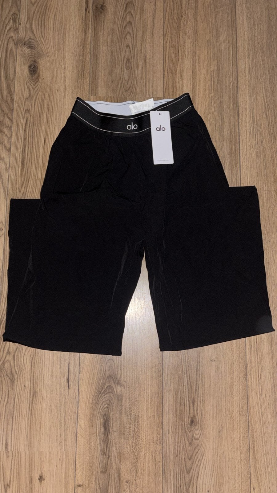 Alo Yoga Broek Maat S - Gloednieuw!, Zwart, Nieuw, Ophalen of Verzenden, Maat 36 (S)