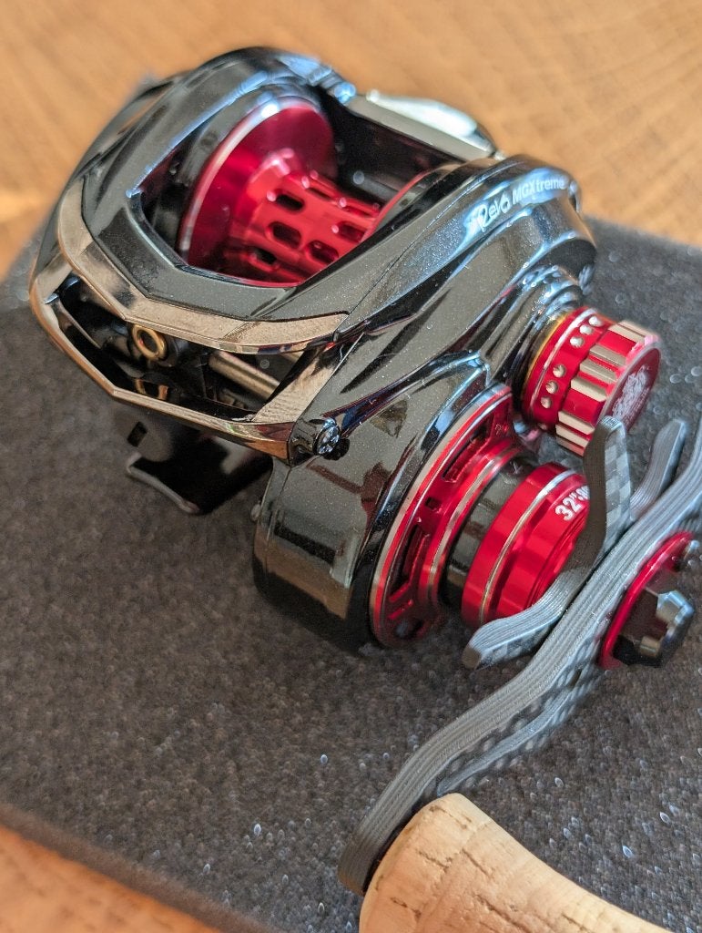 Abu Garcia Revo MGXtreme 2 New, Verzenden, Nieuw, Molen