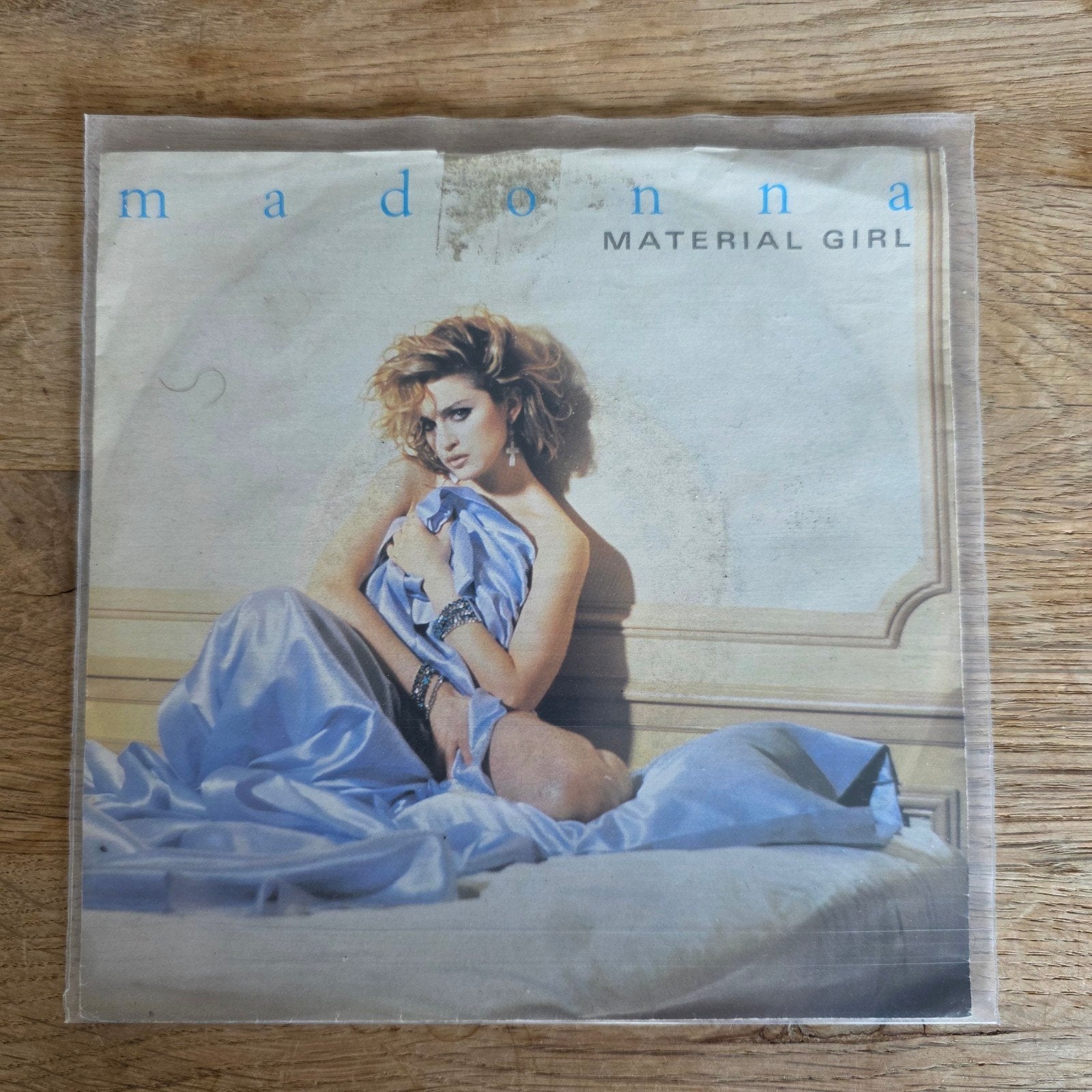 Madonna - Borderline / Into the Groove / Material Girl, Gebruikt, 7 inch, Ophalen of Verzenden, Pop