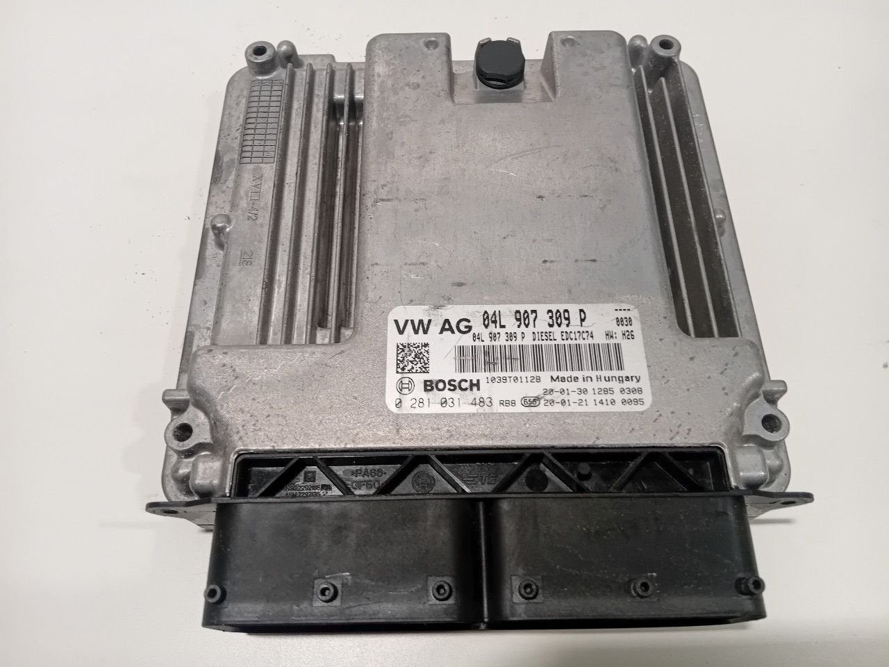 Computer motormanagement Volkswagen Passat, Onderdelen@venauto.nl, Van der Ven Autorecycling B.V., Gebruikt, Ettenseweg 76, 4706 PB Roosendaal, The Netherlands