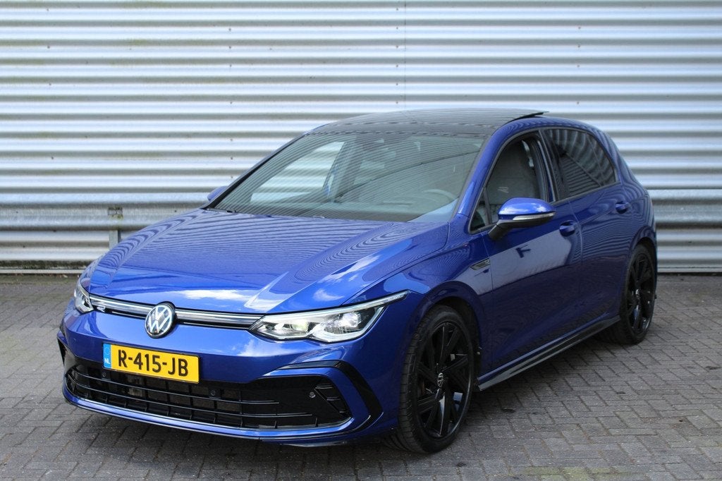 Volkswagen Golf 1.5 eTSI 150pk R-Line DSG7 Panoramadak IQ-Li, Auto's, Volkswagen, 4 cilinders, 150 pk, Blauw, Bedrijf