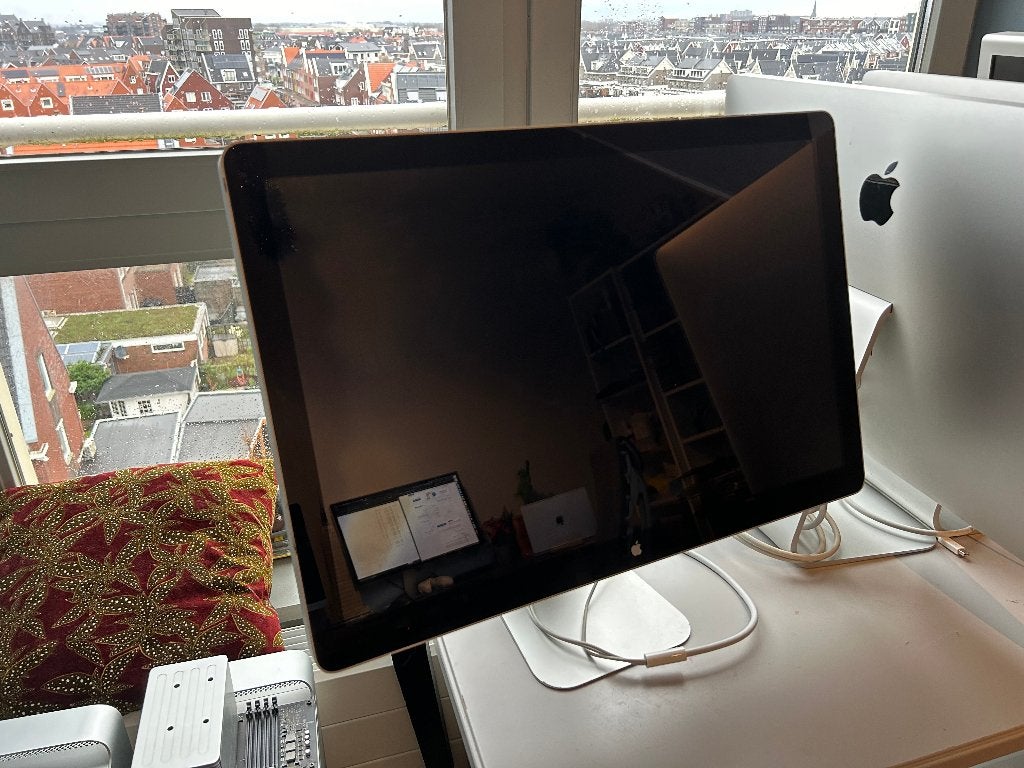 Apple Cinema Display 24 inch 1920 1200 A1267, Ophalen of Verzenden, A, Quad HD (2K), DisplayPort