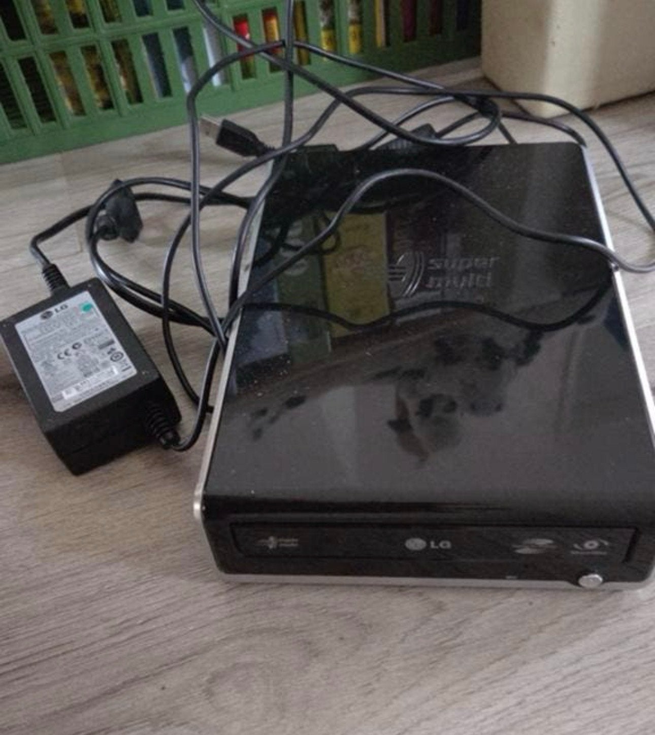 LG Externe DVD Rewriter GE20LU10 - Super Multi, Computers en Software, Optische drives, Gebruikt, Ophalen of Verzenden, Windows