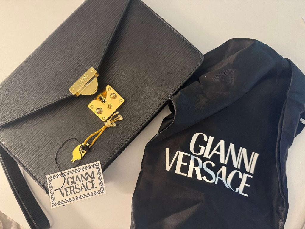 Versace Tas, Sieraden, Tassen en Uiterlijk, Tassen | Damestassen, Ophalen of Verzenden, Zo goed als nieuw, Zwart, Schoudertasje