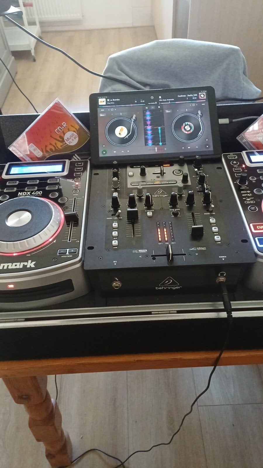 Behringer NOX 202 DJ mixer met FX, Ophalen of Verzenden, Overige merken