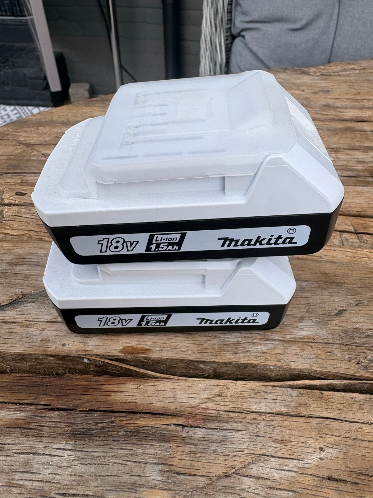 2x Makita 18V Li-ion 1.5Ah Accu's BL1815G, Ophalen of Verzenden, Nieuw