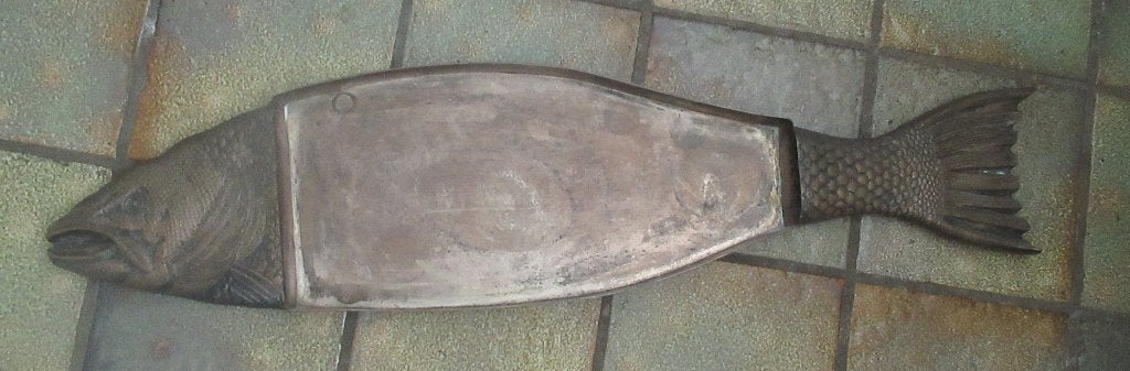 GROTE  KOPEREN ? SERVEERSCHAAL IN VORM VIS/ZALM-CA1970, Antiek en Kunst, Ophalen, Koper