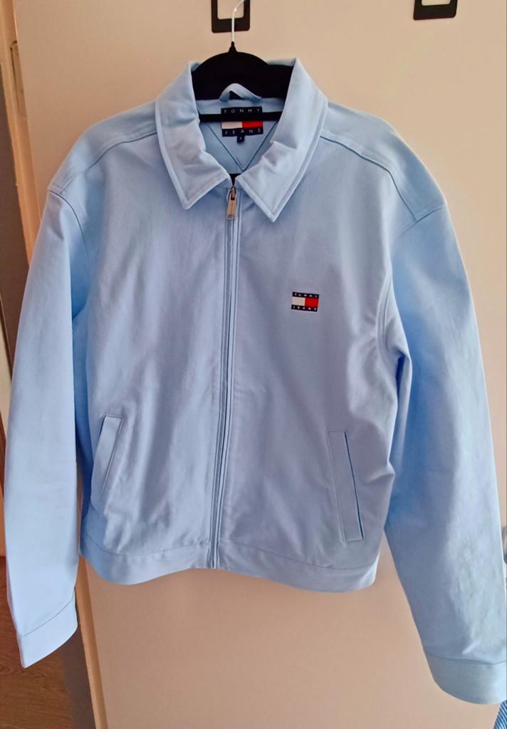 Tommy Hilfiger/ Tommy jeans zomerjasje, Ophalen of Verzenden, Zo goed als nieuw, Blauw