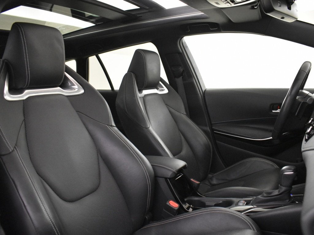 Toyota Corolla Touring Sports 2.0 Hybrid Premium | Panorama, Auto's, Automaat, 450 kg, Gebruikt, 4 cilinders