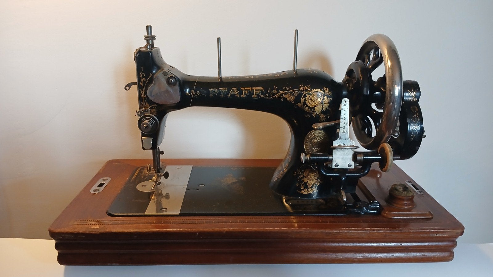 Antieke Pfaff K Naaimachine bouwjaar 1903, Ophalen
