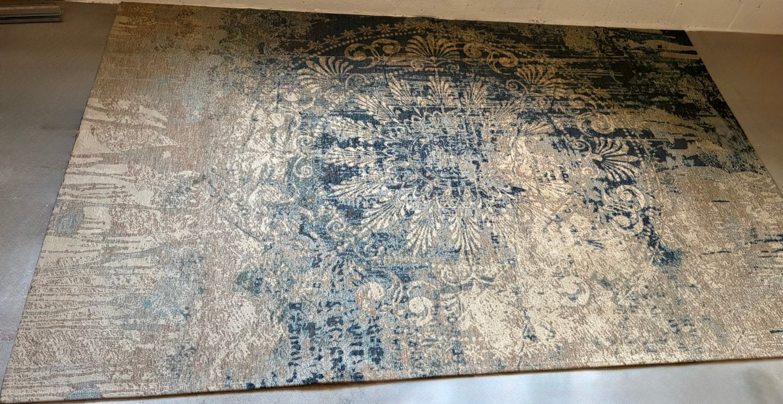 Tapijt 240cmx162cm, Ophalen, Zo goed als nieuw, Rechthoekig, 200 cm of meer
