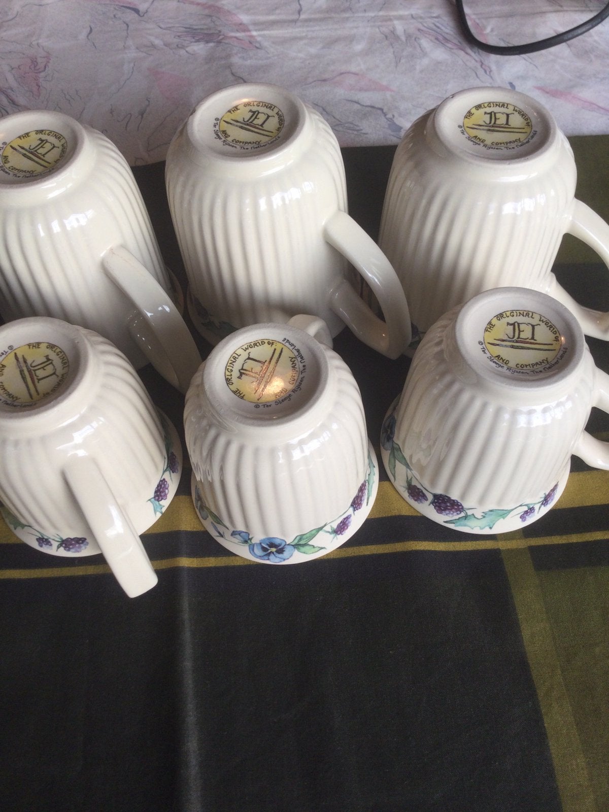 6 x vintage JET porcelein thee mokken in nieuw staat., Ophalen of Verzenden, Zo goed als nieuw, Overige stijlen, Kop(pen) en/of Schotel(s)