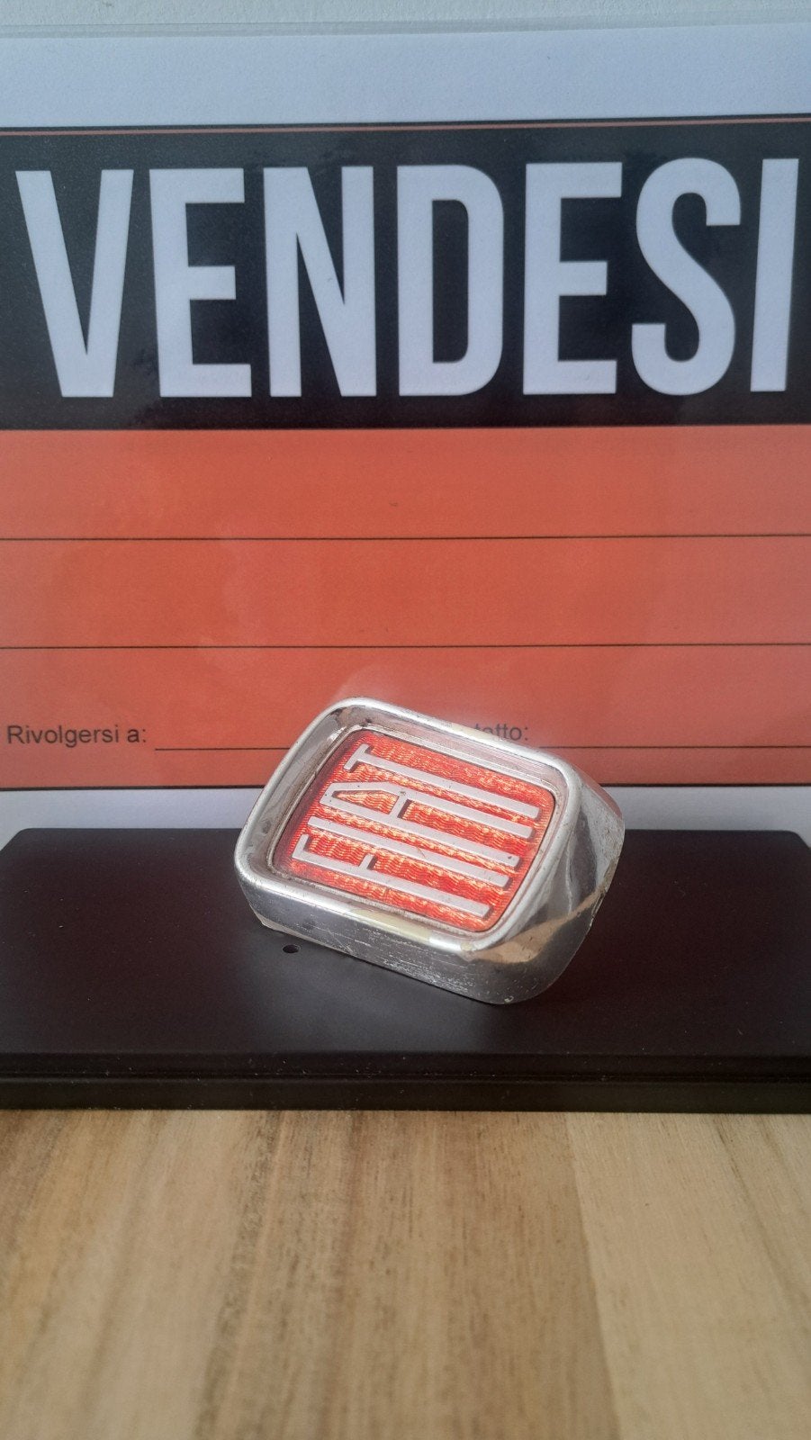 Fiat voorgrill embleem., Ophalen of Verzenden, Gebruikt
