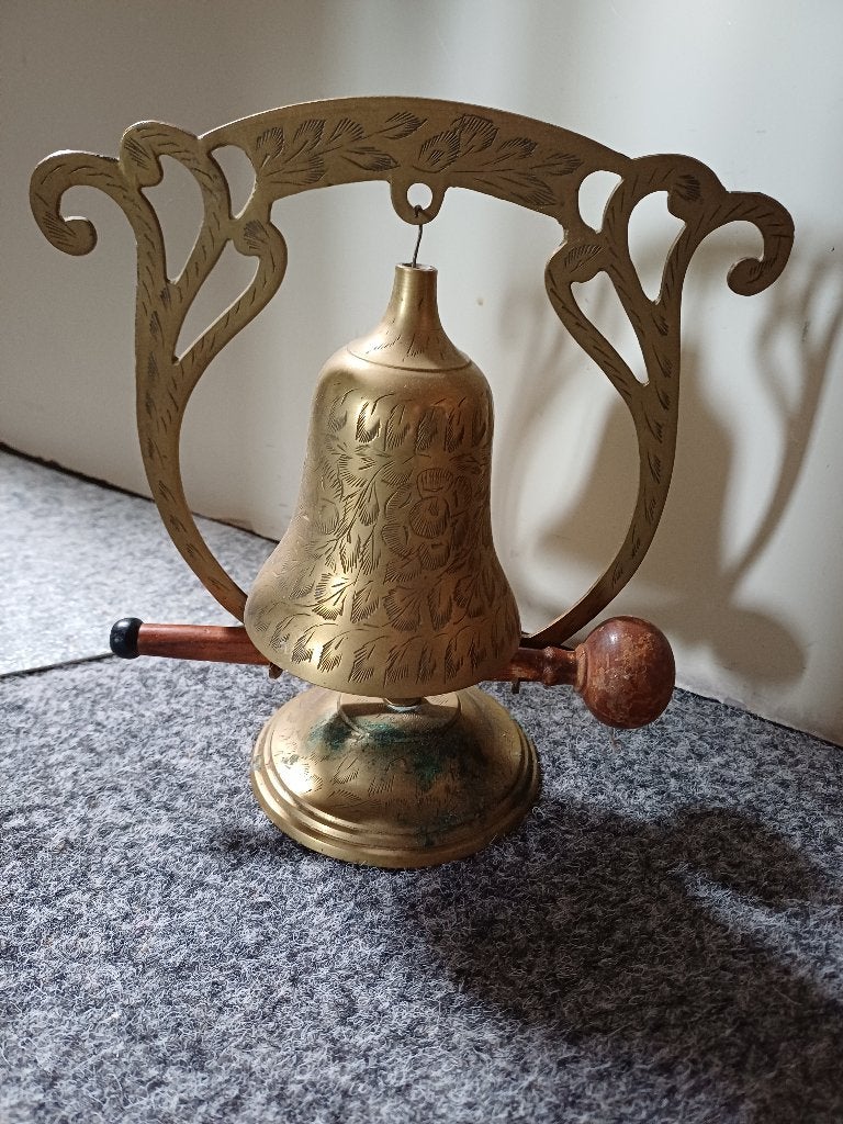 Koperen bel op stander, Antiek en Kunst, Antiek | Koper en Brons, Ophalen, Koper