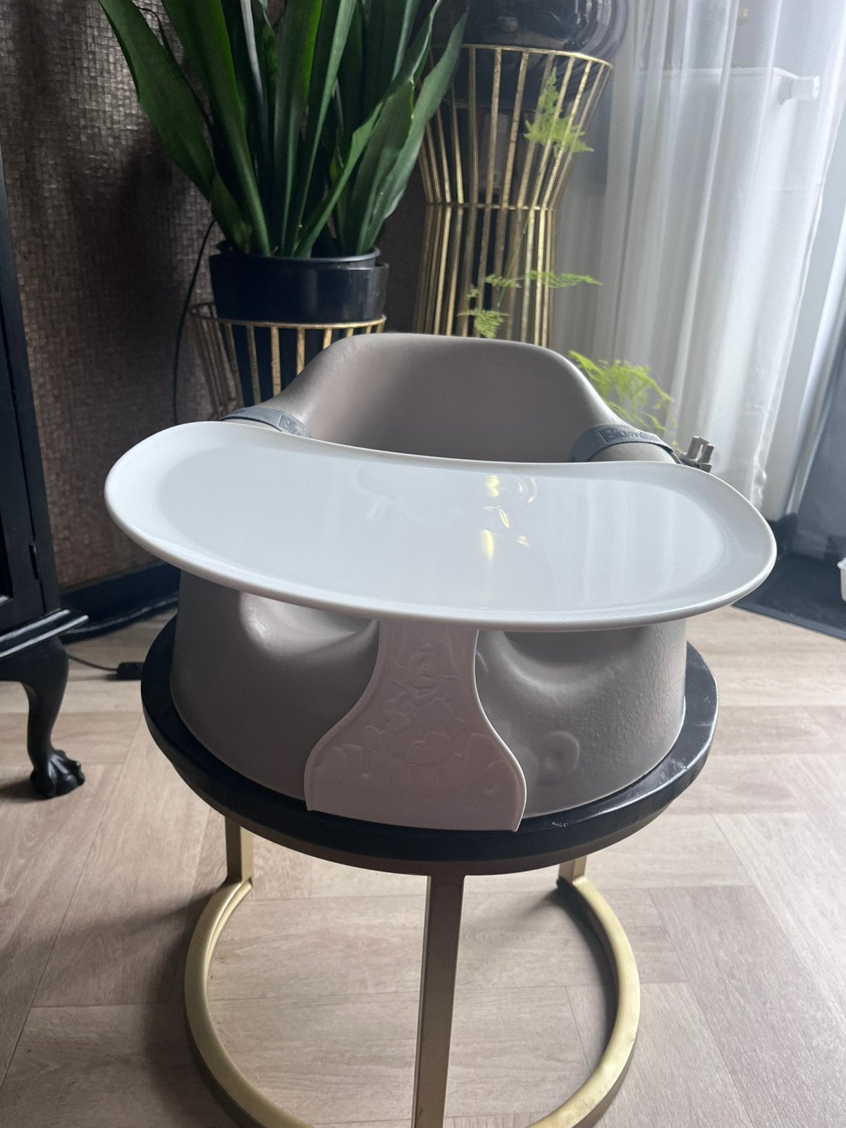 Bumbo floorseat met tafeltje, Ophalen, Zo goed als nieuw, Overige typen