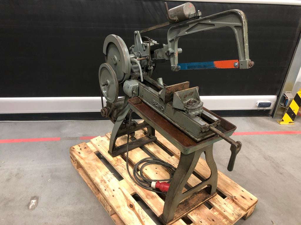Bewo beugelzaag - Robuuste metaalzaagmachine, Gebruikt, 70 mm of meer, Overige typen, Ophalen of Verzenden