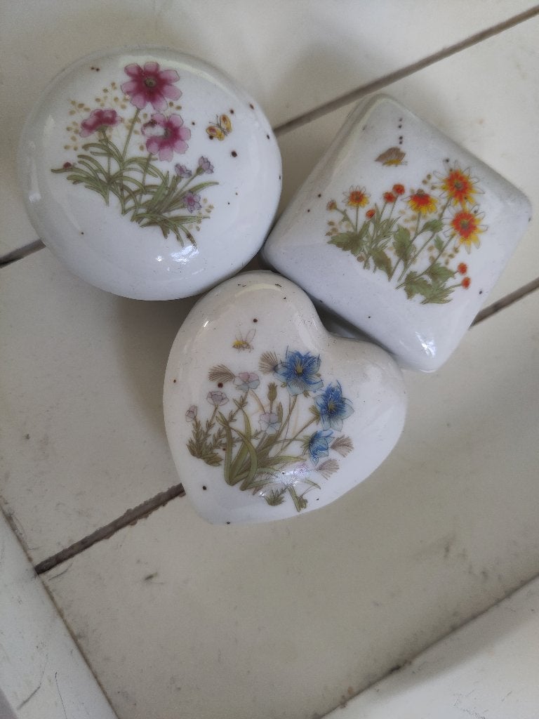 wildflower doosjes klein, Gebruikt, Keramiek, Overige typen, Ophalen of Verzenden