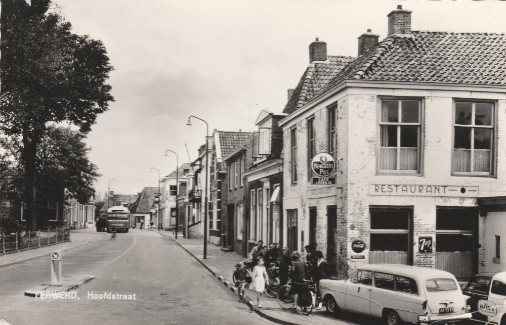 Ferwerd, Verzamelen, Ansichtkaarten | Nederland, Ophalen of Verzenden, 1940 tot 1960, Gelopen, Friesland