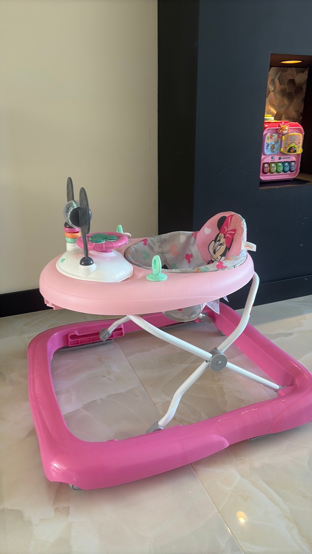 Minnie mouse loopstoel, Ophalen, Zo goed als nieuw