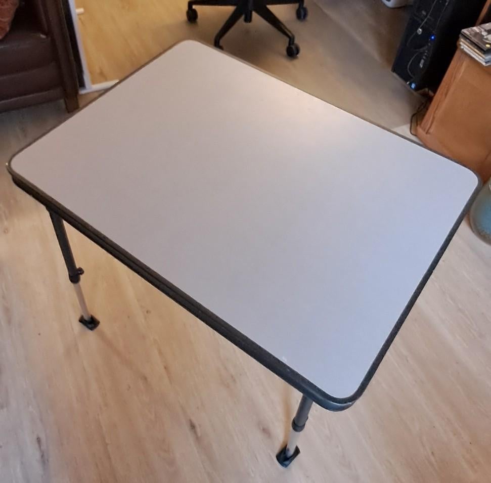 Crespo stabiele campingtafel, Caravans en Kamperen, Ophalen, Gebruikt