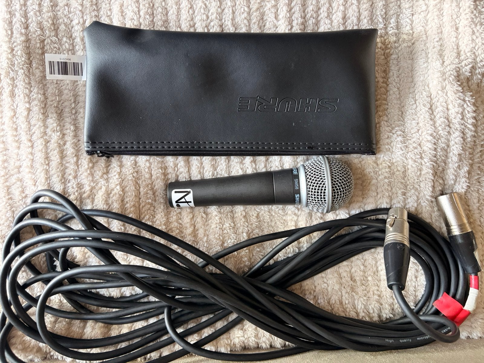 Shure SM58 zangmicrofoon, incl K&M standaard en XLR kabel, Muziek en Instrumenten, Microfoons, Ophalen, Zo goed als nieuw, Zangmicrofoon