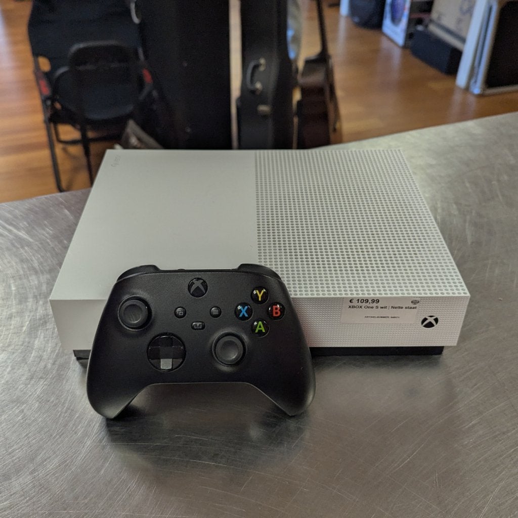 XBOX One S wit | Nette staat, Microsoft, Zo goed als nieuw, Support@microsoft.com, Microsoft Corporation
One Microsoft Way
Redmond, WA 98052-6399
USA