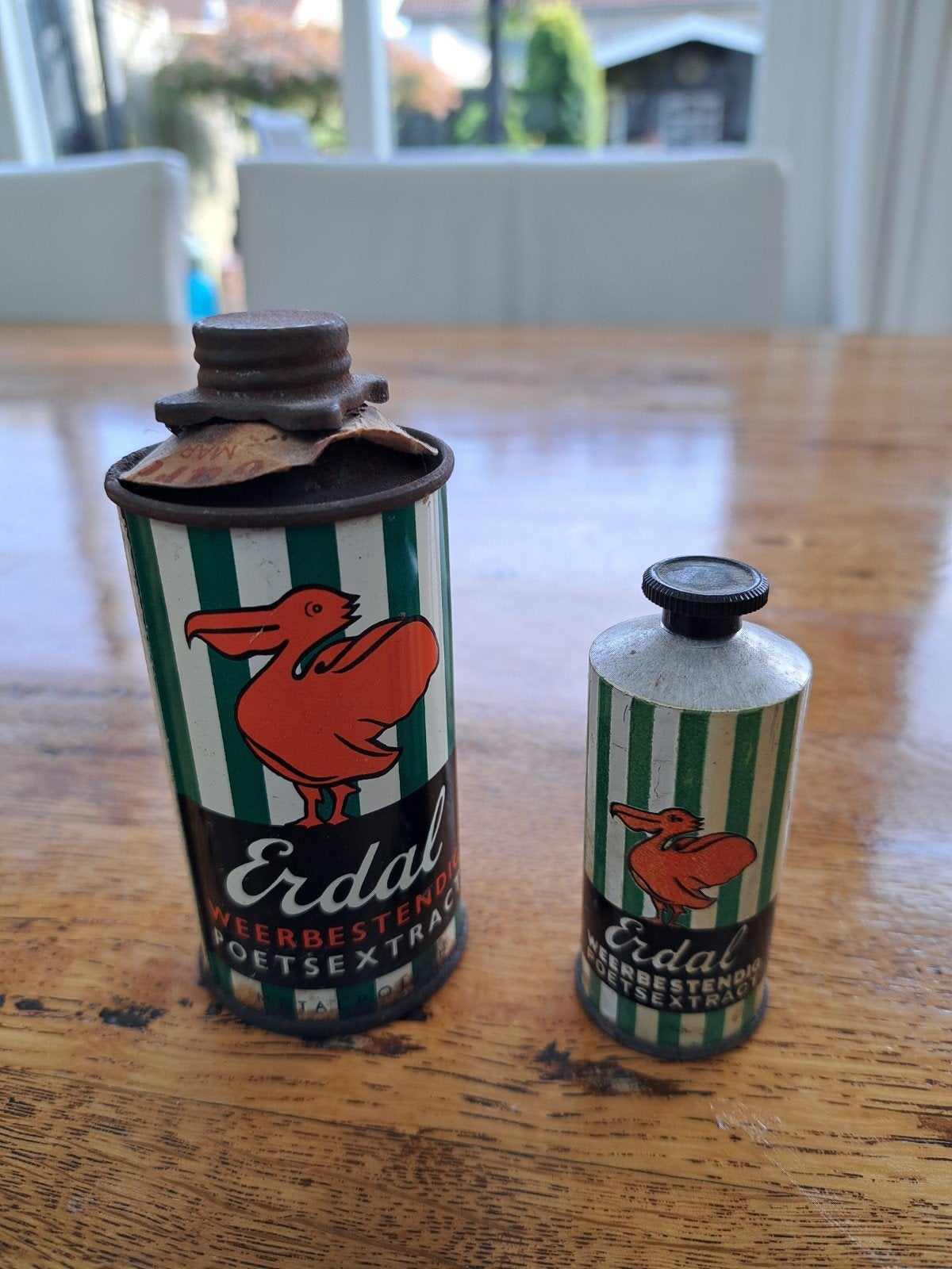 2x Erdal poetsblikje., Ophalen of Verzenden, Zo goed als nieuw, Overige, Overige merken