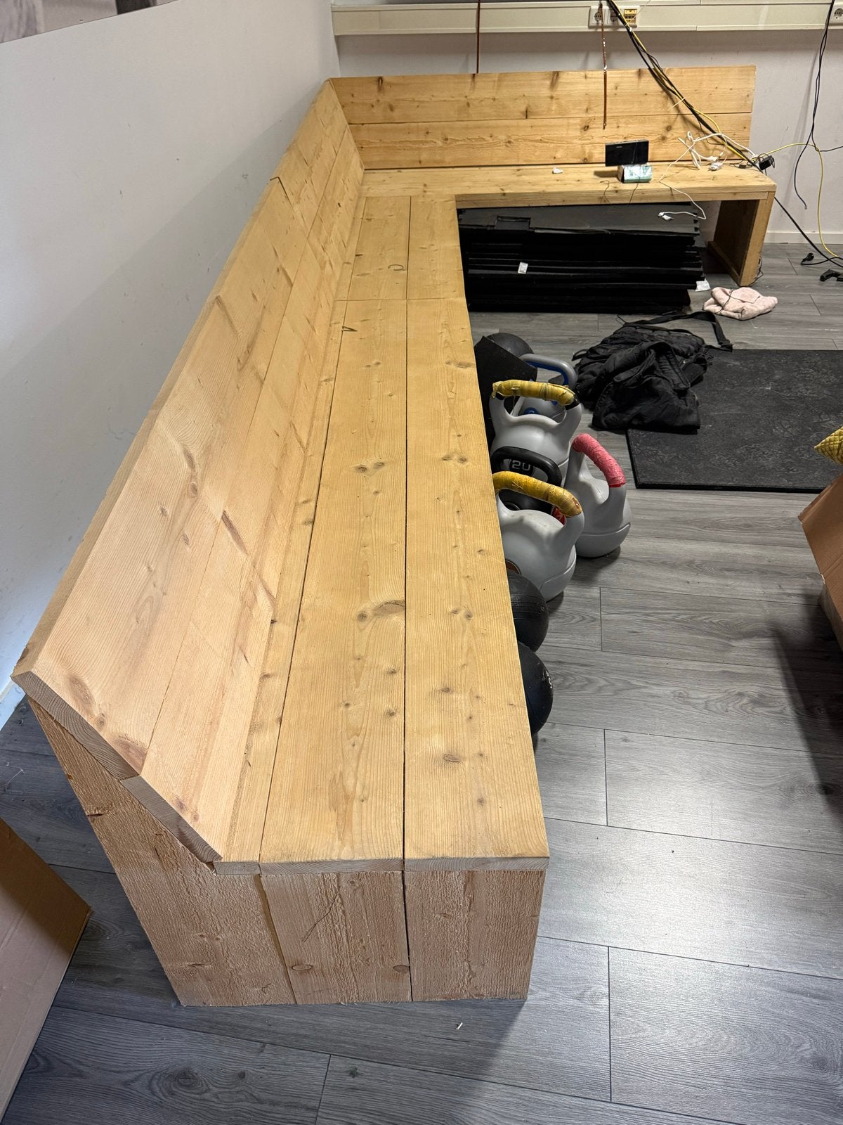 Steigerhout hoekbank 4m x 1.8m - 2 delen, Ophalen, Gebruikt, Hout