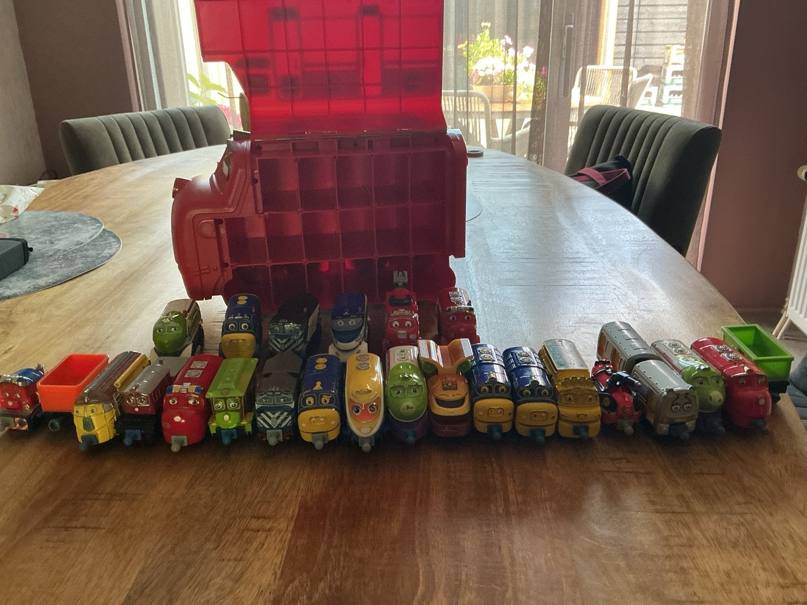 Grote set Chuggington treinen met opbergtruck, Ophalen, Gebruikt