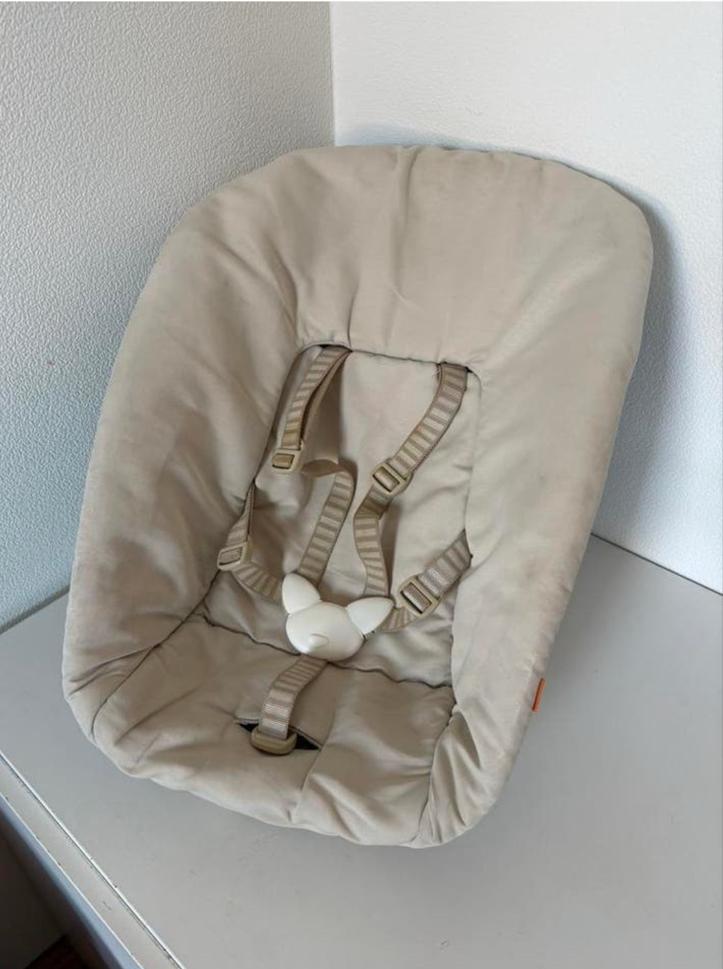 Stokke Tripp Trapp Newborn Set Beige, Ophalen of Verzenden, Zo goed als nieuw, Overige typen, Gordel(s)