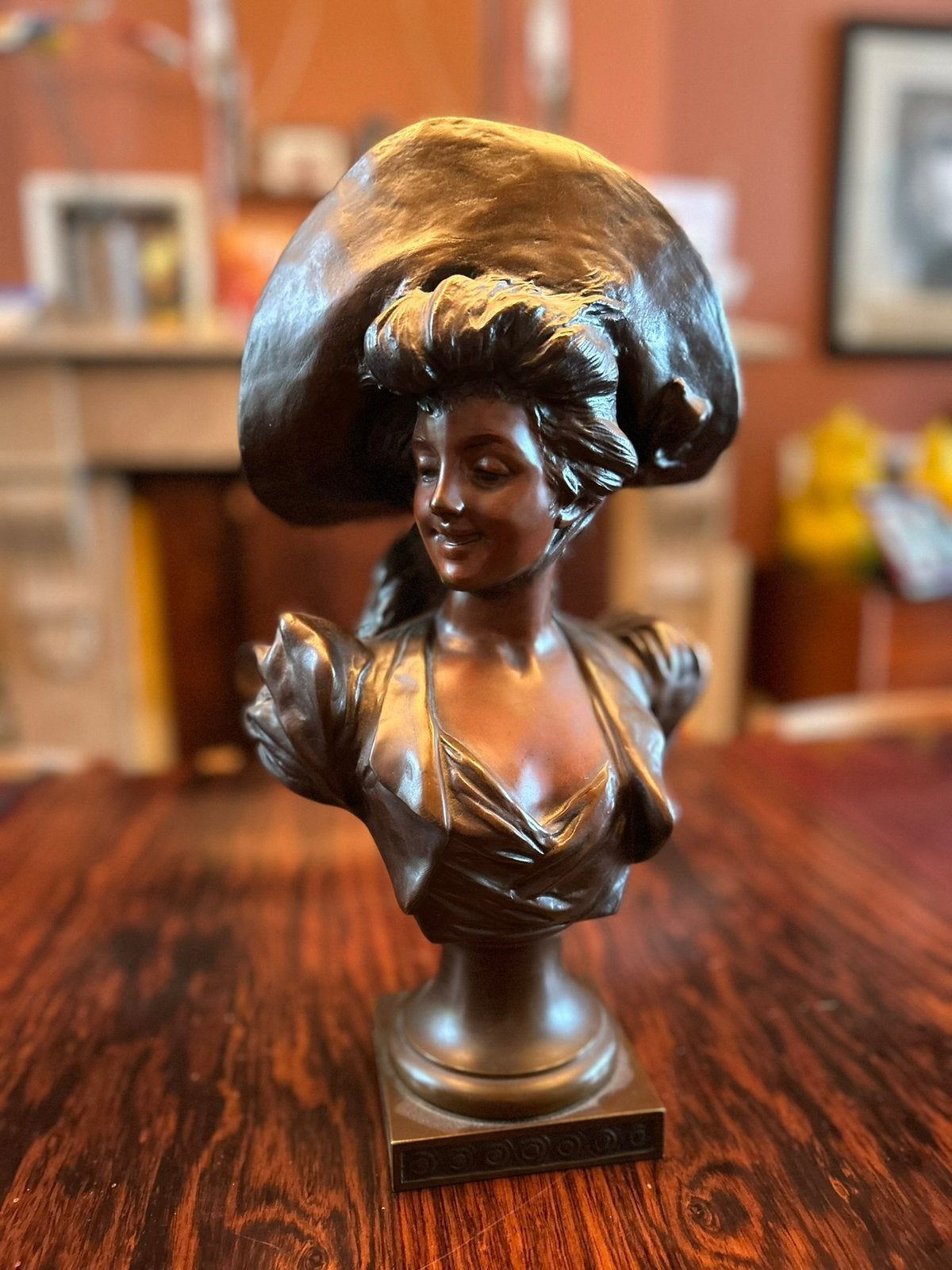 Buste « Vrouw met hoed », Georges van der Straeten, 1900, Ophalen