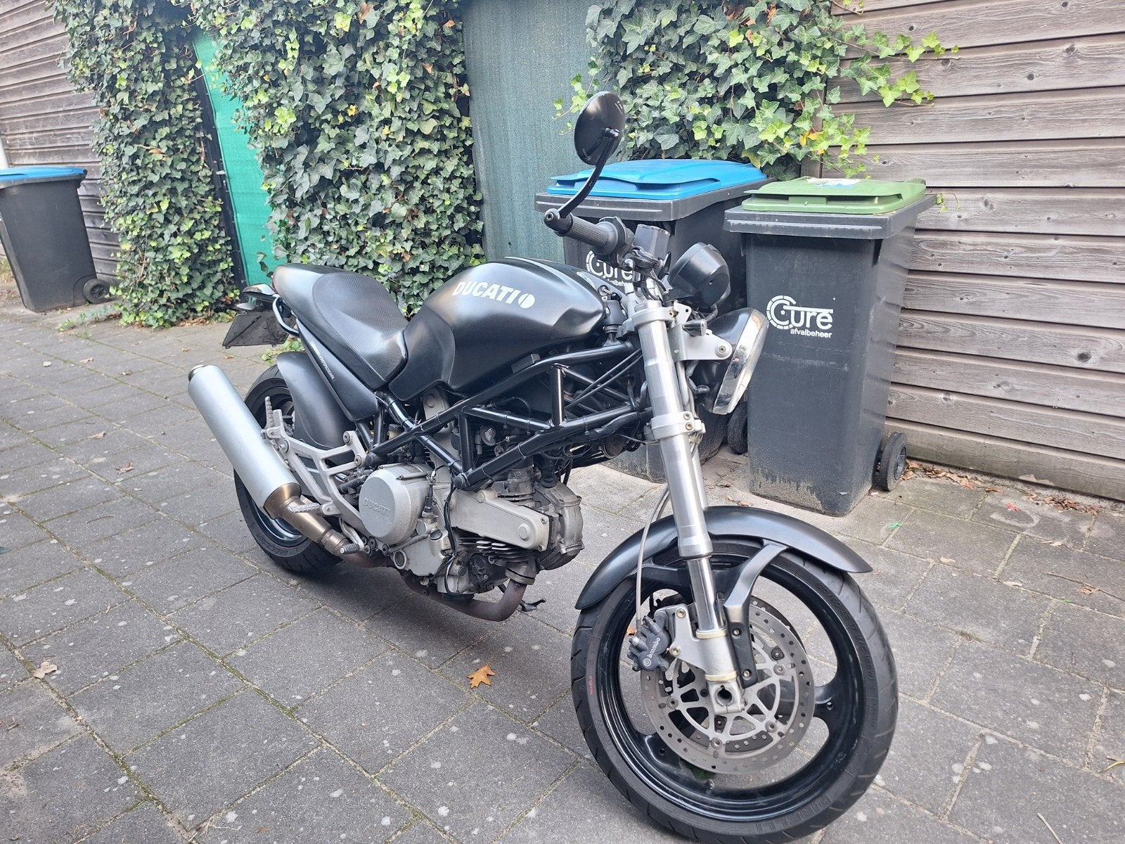 Ducati Monster 620, 2 cilinders, 618 cc, Gebruikt, Particulier